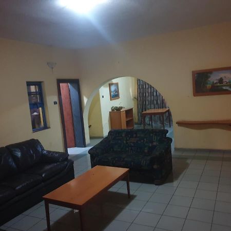 Febson Hotel Abuja Buitenkant foto