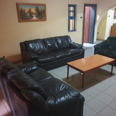 Febson Hotel Abuja Buitenkant foto